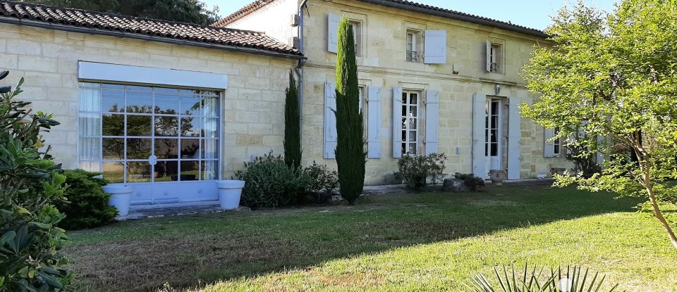 House 10 rooms of 315 m² in Libourne (33500)
