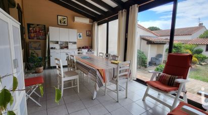 House 5 rooms of 119 m² in Canet-en-Roussillon (66140)