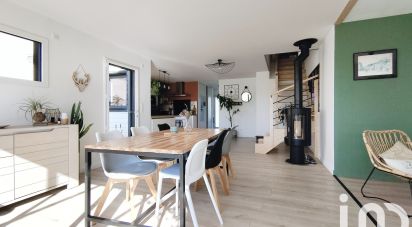 Maison traditionnelle 6 pièces de 141 m² à Aigrefeuille-sur-Maine (44140)