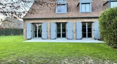 House 6 rooms of 117 m² in Bondues (59910)