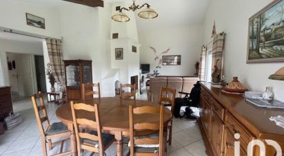 Traditional house 4 rooms of 127 m² in Royan (17200)