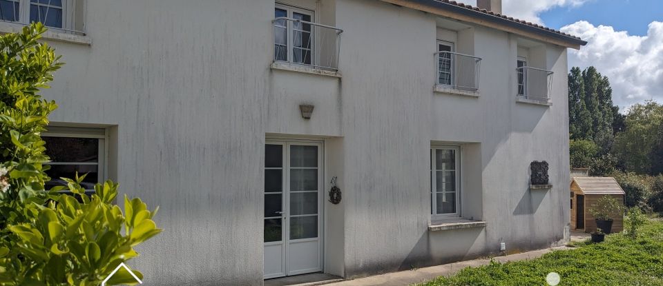 Maison 5 pièces de 129 m² à La Gripperie-Saint-Symphorien (17620)