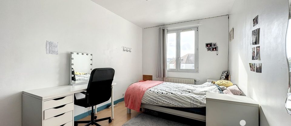 Duplex 4 pièces de 113 m² à Pontault-Combault (77340)