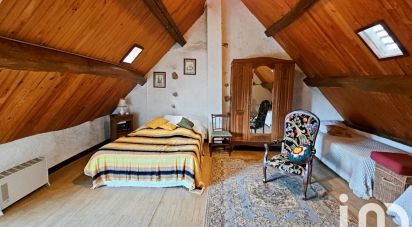 Country house 4 rooms of 97 m² in Montacher-Villegardin (89150)