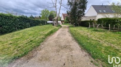 Land of 325 m² in Orgeval (78630)