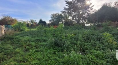 Land of 621 m² in Canly (60680)