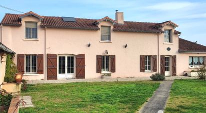 Country house 5 rooms of 255 m² in LORETZ D'ARGENTON (79290)