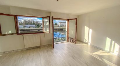 Apartment 2 rooms of 53 m² in Hennebont (56700)
