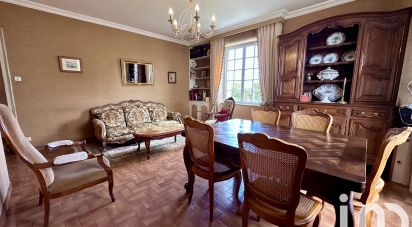 Traditional house 8 rooms of 210 m² in Treffiagat (29730)