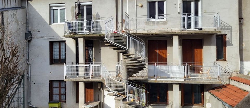 Appartement 3 pièces de 60 m² à Saint-Étienne (42000)