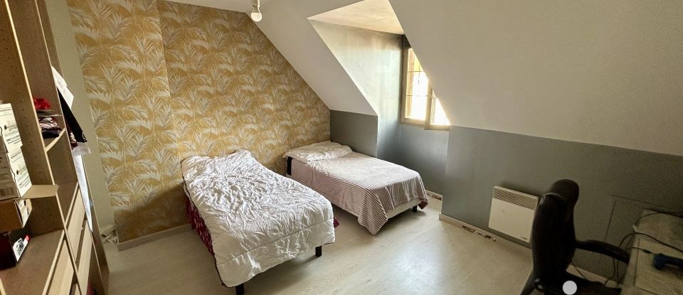 Maison traditionnelle 6 pièces de 126 m² à Le Val d'Hazey (27940)