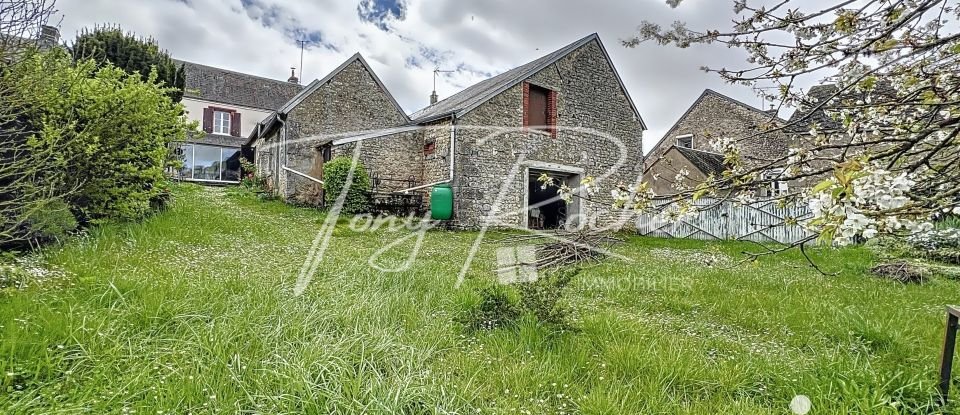 House 4 rooms of 90 m² in Péronville (28140)