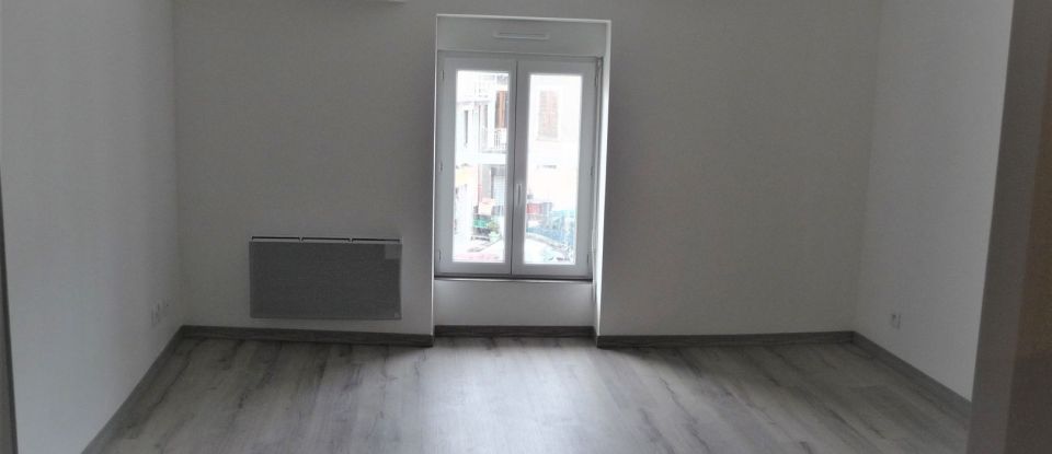 Apartment 3 rooms of 70 m² in La Mure (38350)