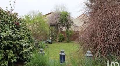 House 5 rooms of 157 m² in Avon (77210)