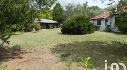 Land of 688 m² in Moustey (40410)