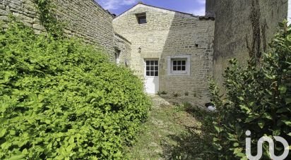 Maison de campagne 4 pièces de 96 m² à Dampierre-sur-Boutonne (17470)