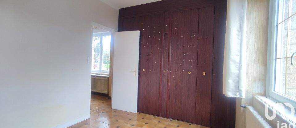 House 8 rooms of 138 m² in Ducey-Les Chéris (50220)