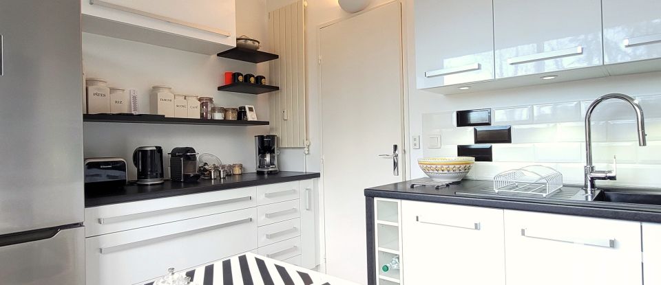 Appartement 4 pièces de 71 m² à Poissy (78300)
