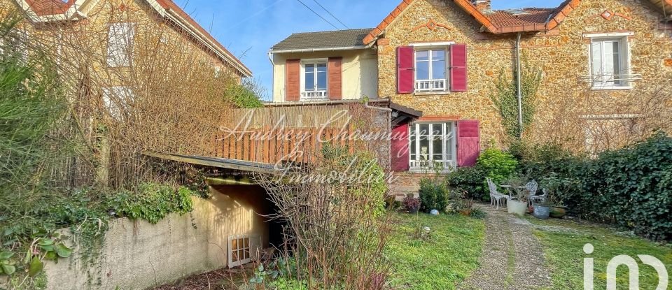 House 5 rooms of 99 m² in Orsay (91400)