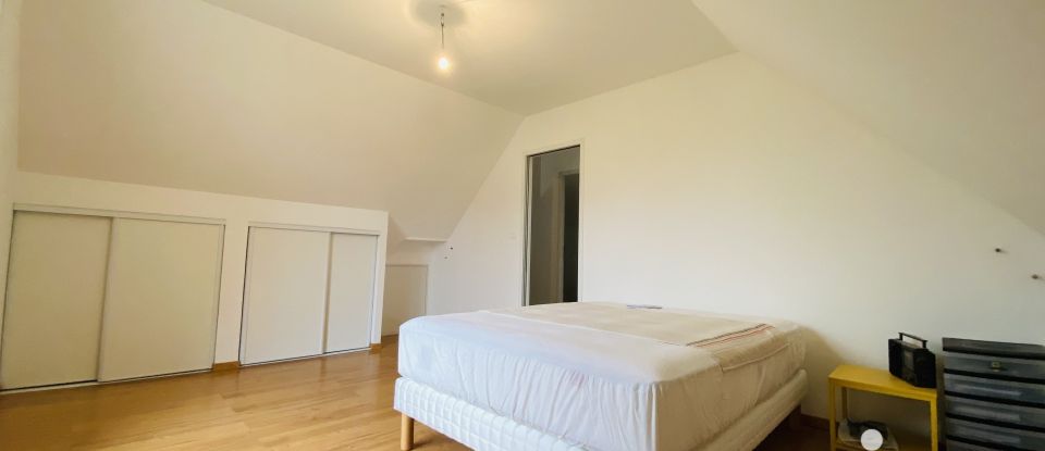 House 5 rooms of 115 m² in Beuzeville-la-Grenier (76210)