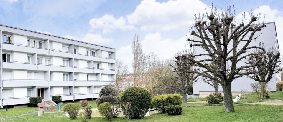 Appartement 3 pièces de 65 m² à Saint-Fargeau-Ponthierry (77310)