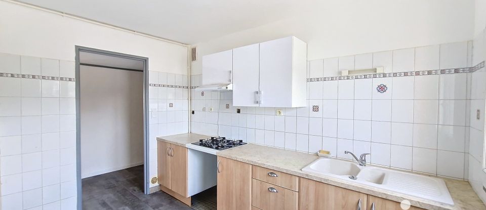 Appartement 3 pièces de 76 m² à Nîmes (30000)