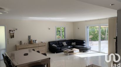 Maison 5 pièces de 154 m² à Roquebrune-sur-Argens (83520)