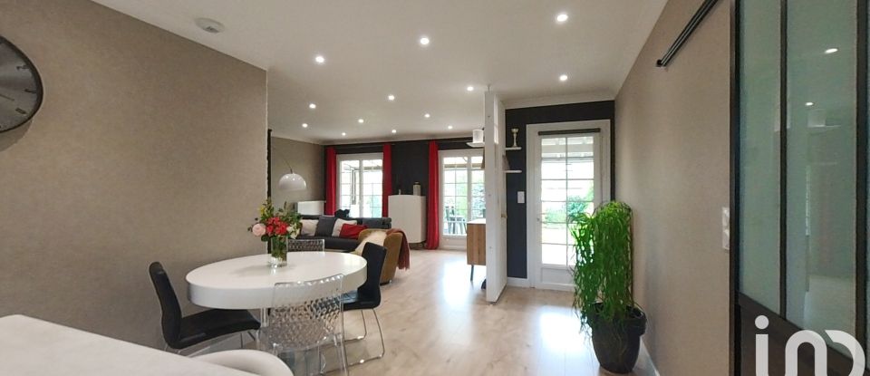 House 5 rooms of 101 m² in La Gouesnière (35350)