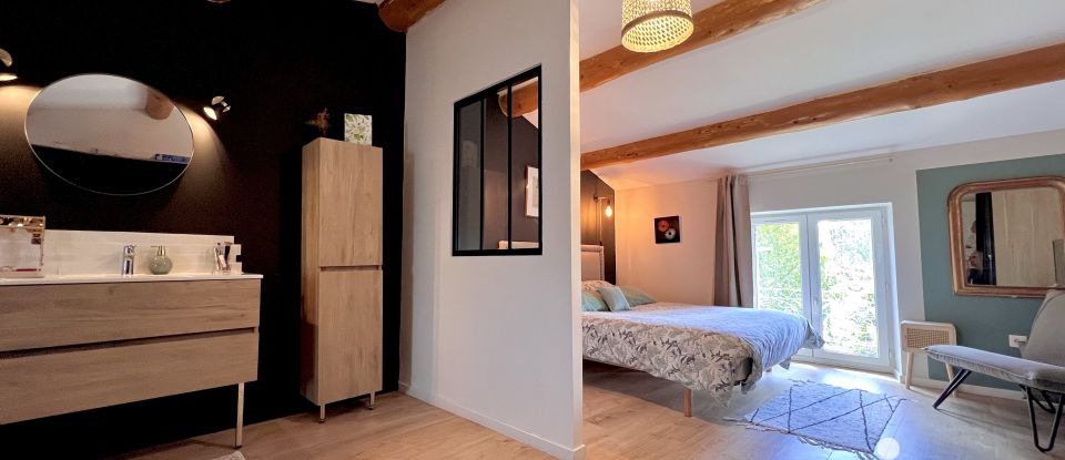 Mas 8 rooms of 249 m² in Sarrians (84260)