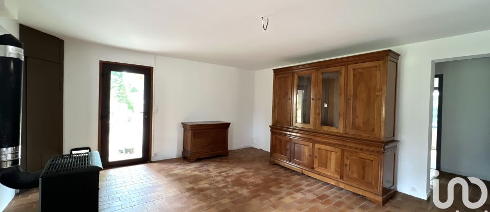Maison traditionnelle 5 pièces de 90 m² à Saint-Paulet-de-Caisson (30130)