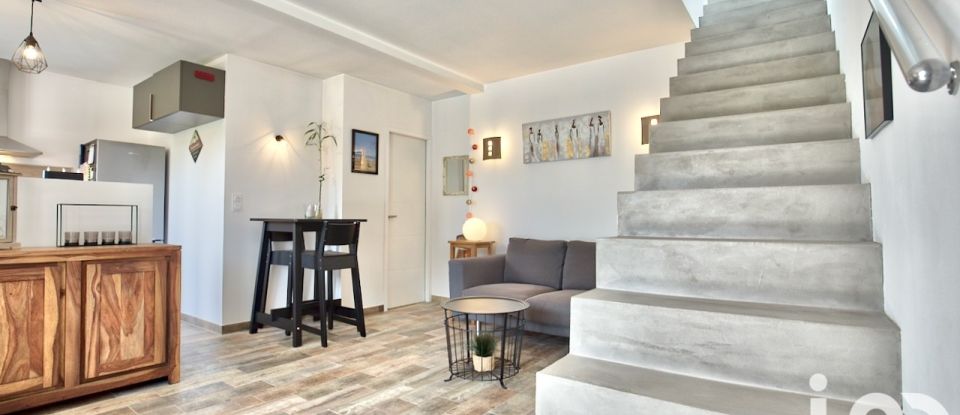 Appartement 3 pièces de 50 m² à Le Beausset (83330)