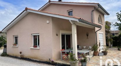 Maison traditionnelle 6 pièces de 148 m² à Genas (69740)