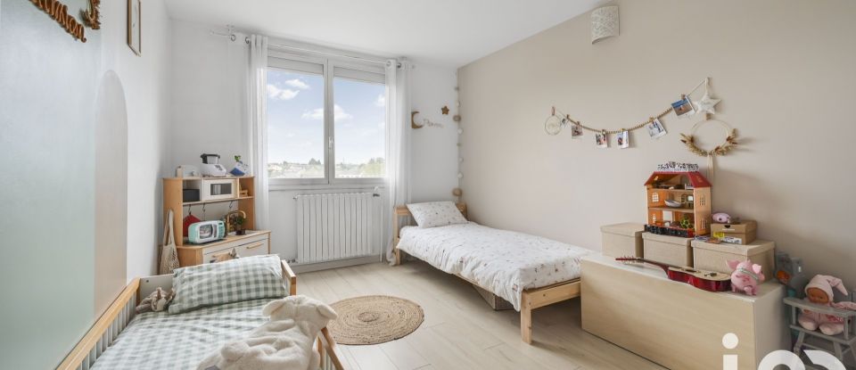 Appartement 3 pièces de 79 m² à Villiers-sur-Marne (94350)