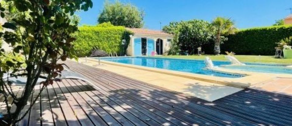House 9 rooms of 270 m² in Sorgues (84700)