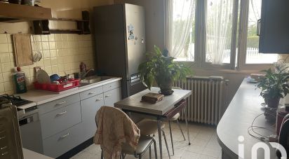 House 4 rooms of 82 m² in Saint-Quentin (02100)