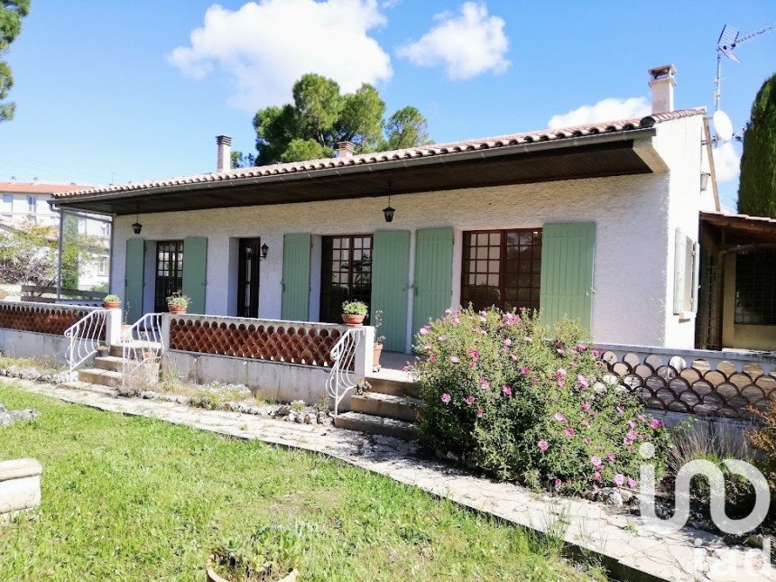 Traditional house 4 rooms of 98 m² in Valréas (84600)