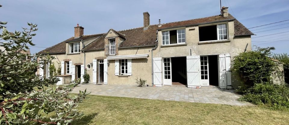 House 8 rooms of 220 m² in Égreville (77620)