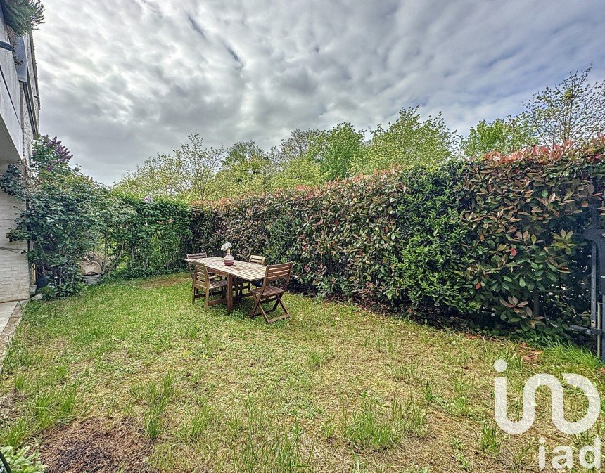 Duplex 4 rooms of 92 m² in Meaux (77100)