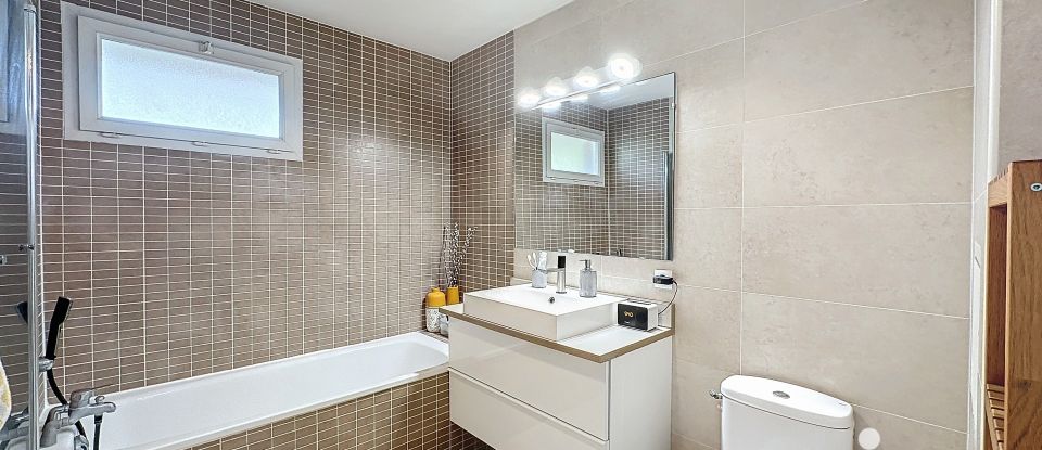 Duplex 4 rooms of 92 m² in Meaux (77100)