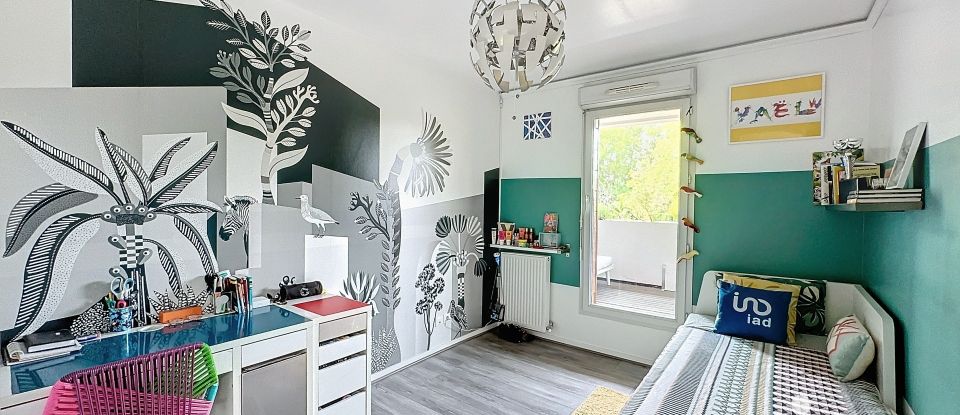 Duplex 4 rooms of 92 m² in Meaux (77100)