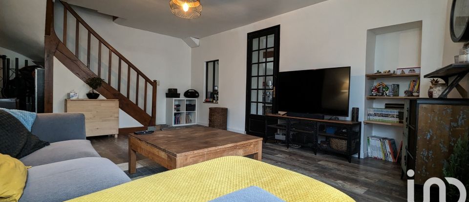 Maison 3 pièces de 90 m² à Flins-sur-Seine (78410)