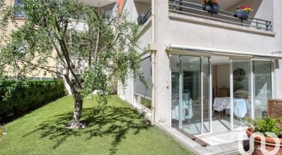 Apartment 3 rooms of 90 m² in Saint-Raphaël (83700)