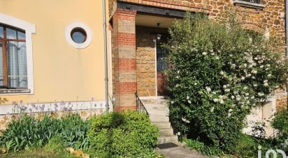 House 9 rooms of 220 m² in Rosny-sous-Bois (93110)