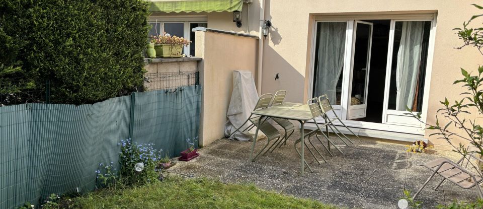 House 3 rooms of 65 m² in Coignières (78310)