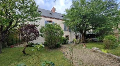 House 8 rooms of 165 m² in Gien (45500)