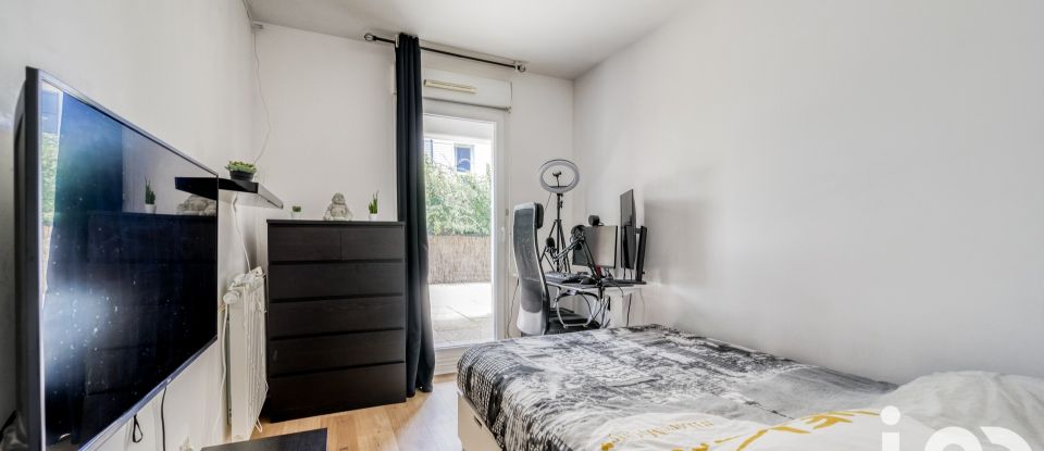 Apartment 3 rooms of 56 m² in Les Pavillons-sous-Bois (93320)