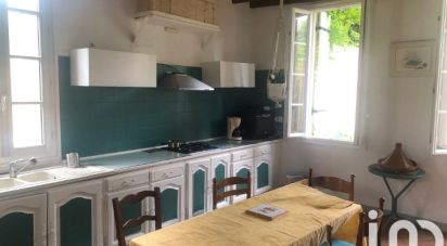 House 6 rooms of 186 m² in Lagorce (33230)