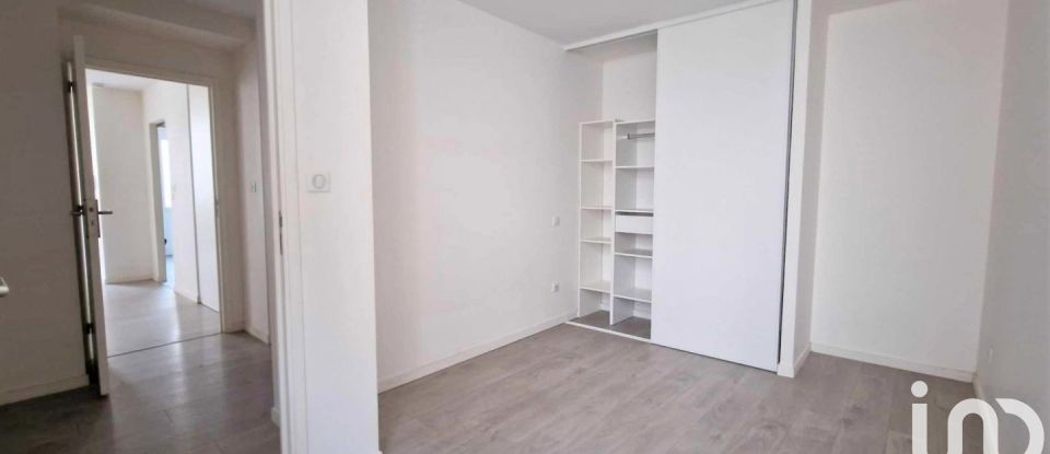 Apartment 3 rooms of 67 m² in Castelsarrasin (82100)