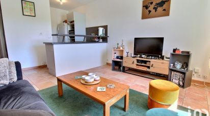 Apartment 3 rooms of 53 m² in Meyreuil (13590)