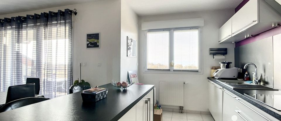 Apartment 3 rooms of 71 m² in Margencel (74200)